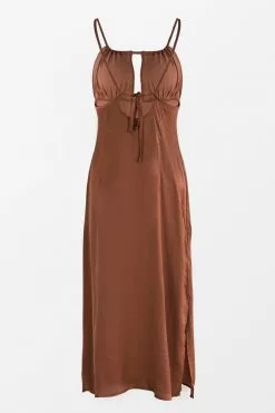 Cupshe Caramel Slip Dress 7 Cupshe Caramel Slip Dress -Deals Cupshe Store 2 2 9c767d5b f91b 4664 918b 90453f9282fa