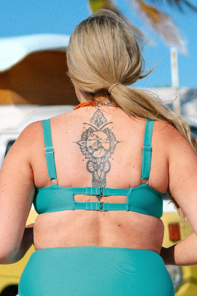 Cupshe Kristin Underwire Plus Size Bikini Top 2 Cupshe Kristin Underwire Plus Size Bikini Top - Image 2