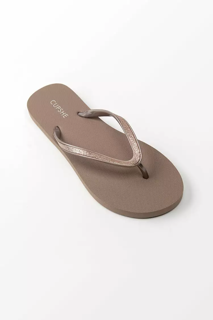 Cupshe Desert Sand Minimalist Flip Flops 2 Cupshe Desert Sand Minimalist Flip Flops - Image 2