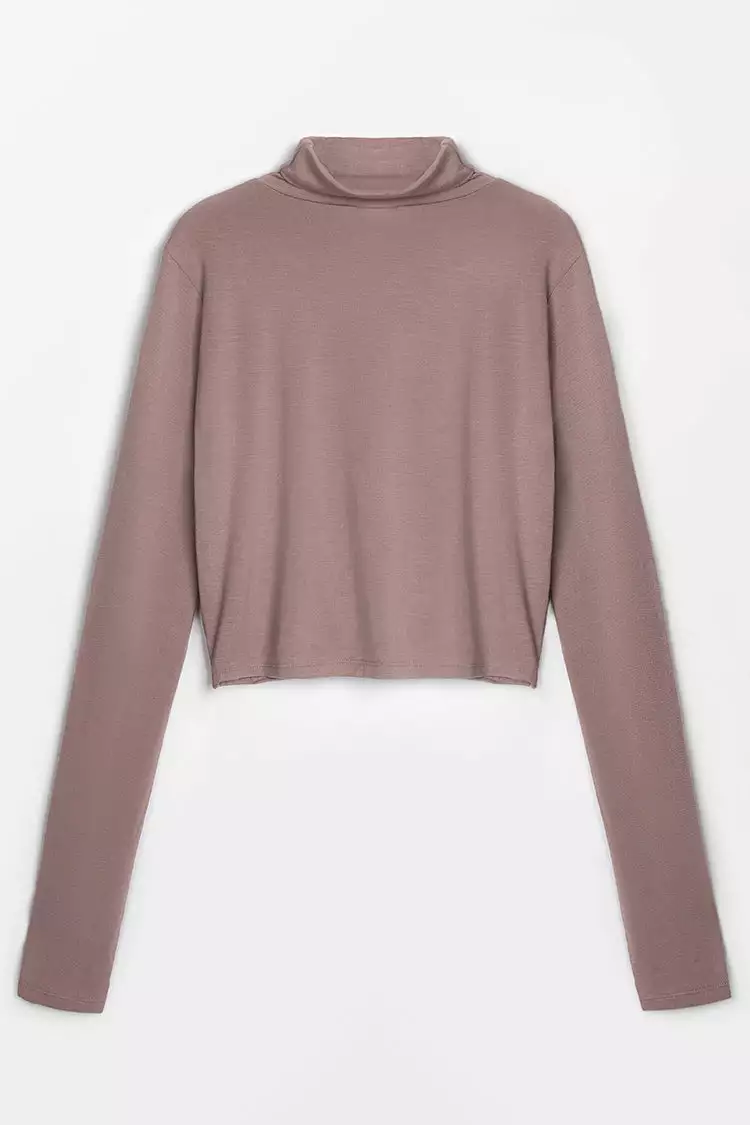 Cupshe Fiji Twist High Neck Sweatshirt 4 Cupshe Fiji Twist High Neck Sweatshirt - Image 4