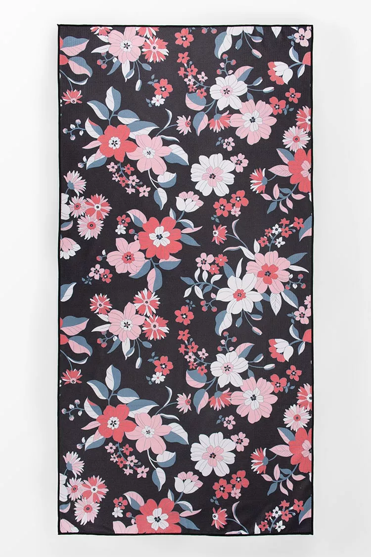 Cupshe Floral Bliss Floral Beach Blanket 2 Cupshe Floral Bliss Floral Beach Blanket - Image 2
