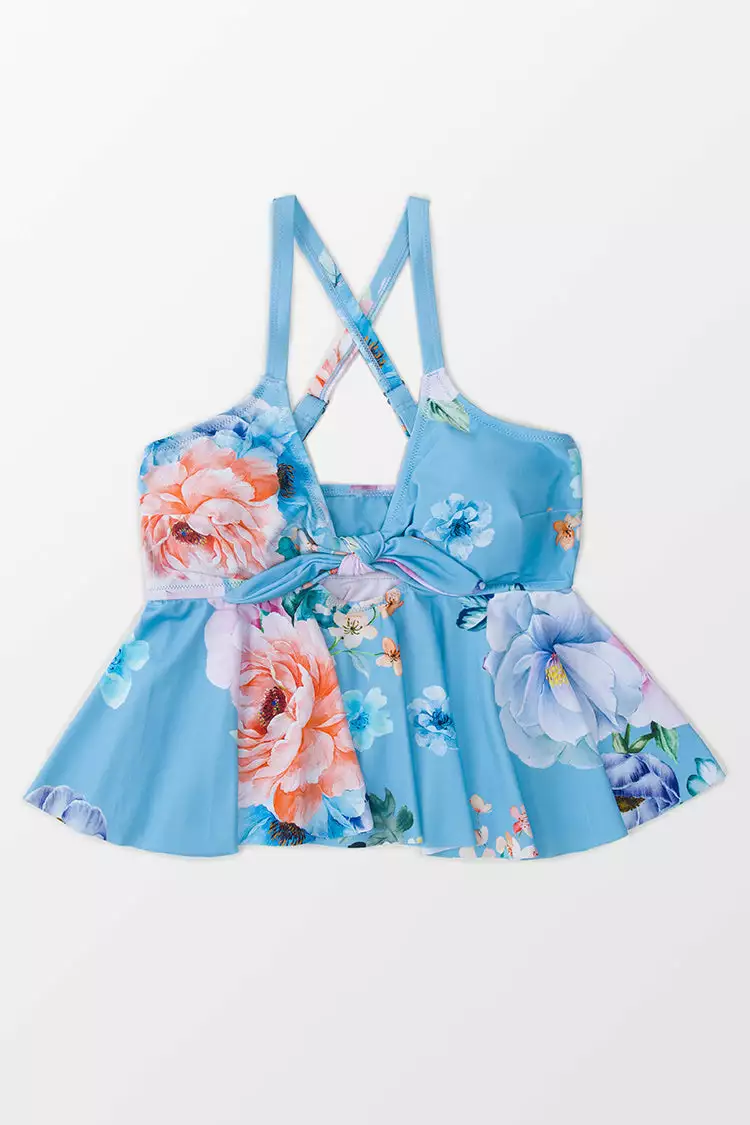 Cupshe Julie Blue Floral Ruffle Crisscross Plus Size Bikini Top 3 Cupshe Julie Blue Floral Ruffle Crisscross Plus Size Bikini Top - Image 3