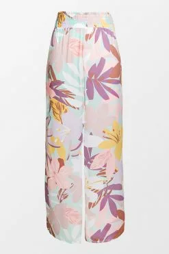 Cupshe Liliana Leafy Elastic Waisted Pants 8 Cupshe Liliana Leafy Elastic Waisted Pants -Deals Cupshe Store 2 3d1c890a 9cb4 46a5 bbaf f755cd7c58fe