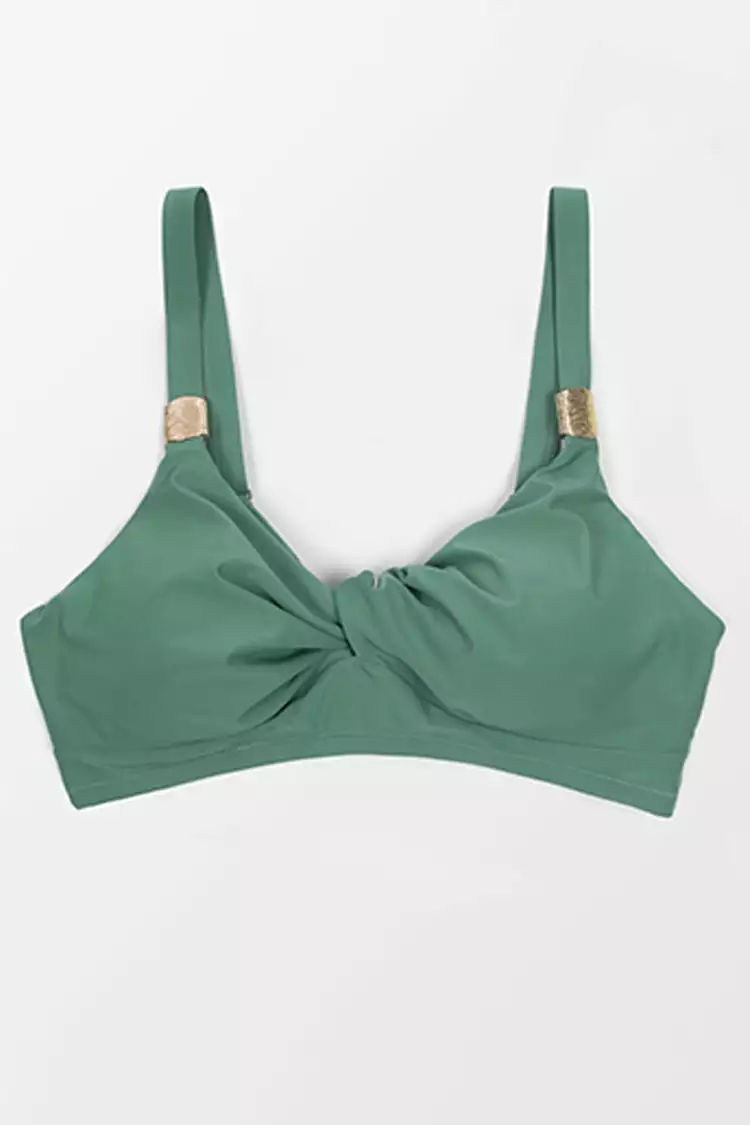 Cupshe Braylee Green Twist Plus Size Bikini Top 3 Cupshe Braylee Green Twist Plus Size Bikini Top - Image 3