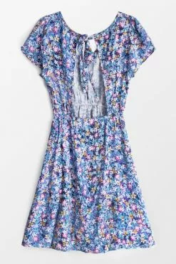Cupshe Blue Floral Open Back Short Dress 10 Cupshe Blue Floral Open Back Short Dress -Deals Cupshe Store 2 57356ed5 31a9 42d3 913e 010f586f4721