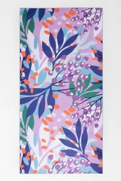Cupshe Lavender Lush Leafy Print Beach Blanket 8 Cupshe Lavender Lush Leafy Print Beach Blanket -Deals Cupshe Store 2 57e12821 8d72 4c72 8055 cbffd5a7f64d