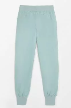 Cupshe Flamenco Light Green Elastic Waisted Carrot Sweatpants 11 Cupshe Flamenco Light Green Elastic Waisted Carrot Sweatpants -Deals Cupshe Store 2 5 8d98aad4 2fc7 4dbe a557 01989615917b