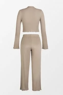 Cupshe Pompei Crop Top And Pants Set 8 Cupshe Pompei Crop Top And Pants Set -Deals Cupshe Store 2 5da1073a 56bd 44dd 987f 8b87997e8305