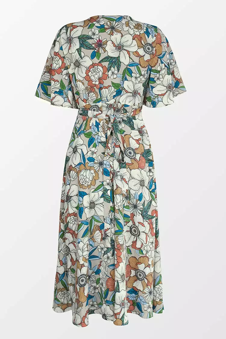 Cupshe Scarlette Floral V-Neck Midi Dress 2 Cupshe Scarlette Floral V-Neck Midi Dress - Image 2