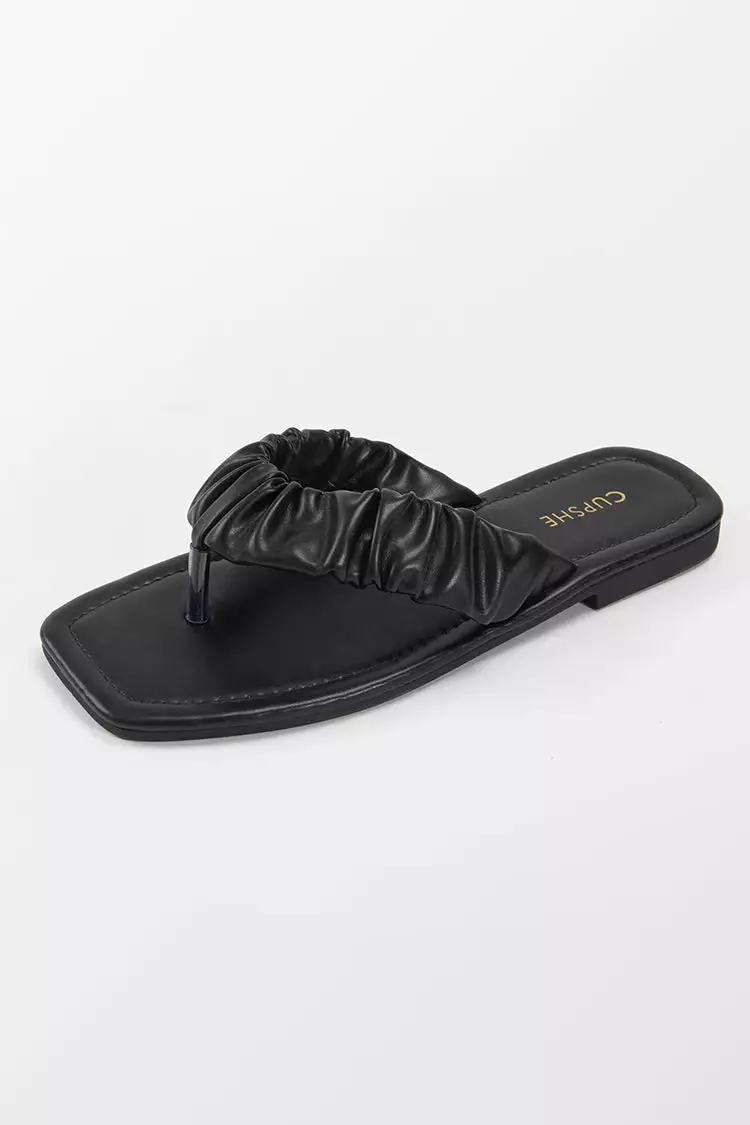 Cupshe Black Orchid Ruched Thong Sandals 2 Cupshe Black Orchid Ruched Thong Sandals - Image 2