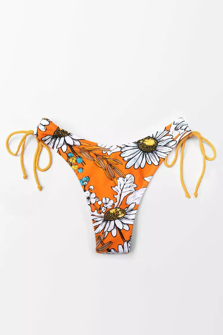 Cupshe Daisy Tie Side Bikini Bottom 4 Cupshe Daisy Tie Side Bikini Bottom - Image 4
