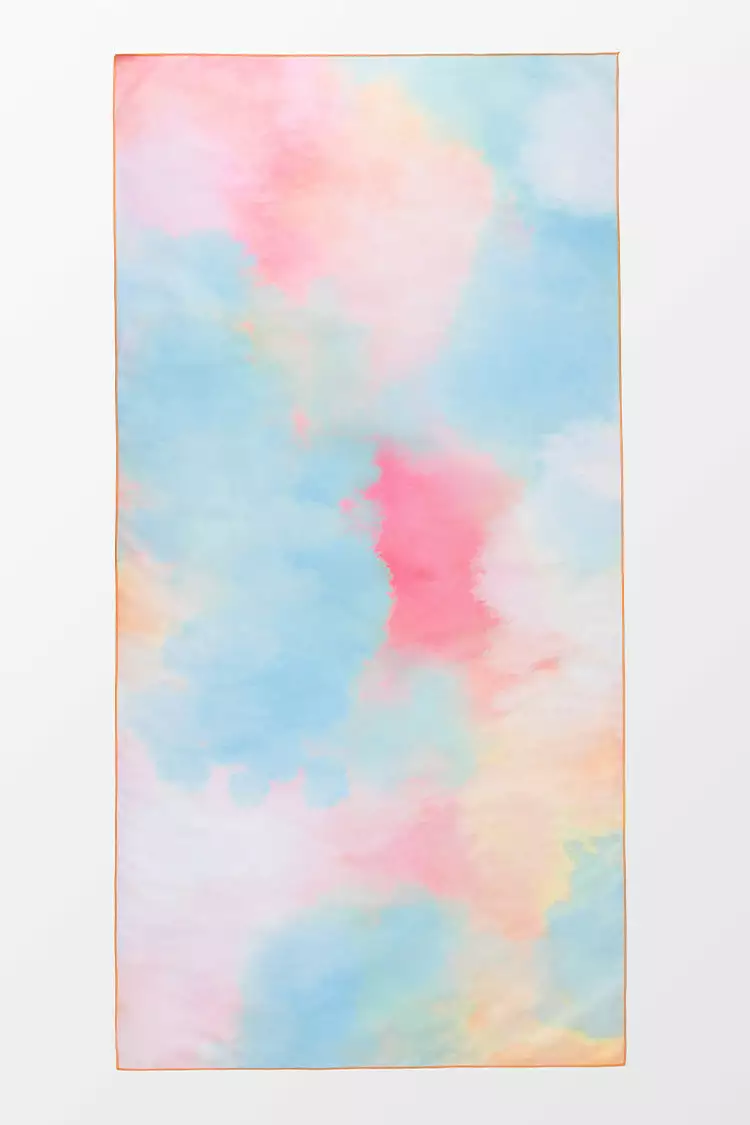 Cupshe Candy Skies Tie Dye Beach Blanket 4 Cupshe Candy Skies Tie Dye Beach Blanket - Image 4