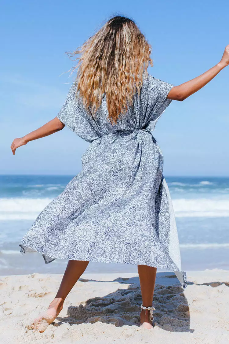 Cupshe Romina Monochrome Print Belted Kimono 2 Cupshe Romina Monochrome Print Belted Kimono - Image 2