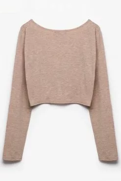 Cupshe Wildpoppy V-neck Twist Crop Sweatshirt -Deals Cupshe Store 2 9fdfa92b 5287 41ae bc57 1659678b8d58