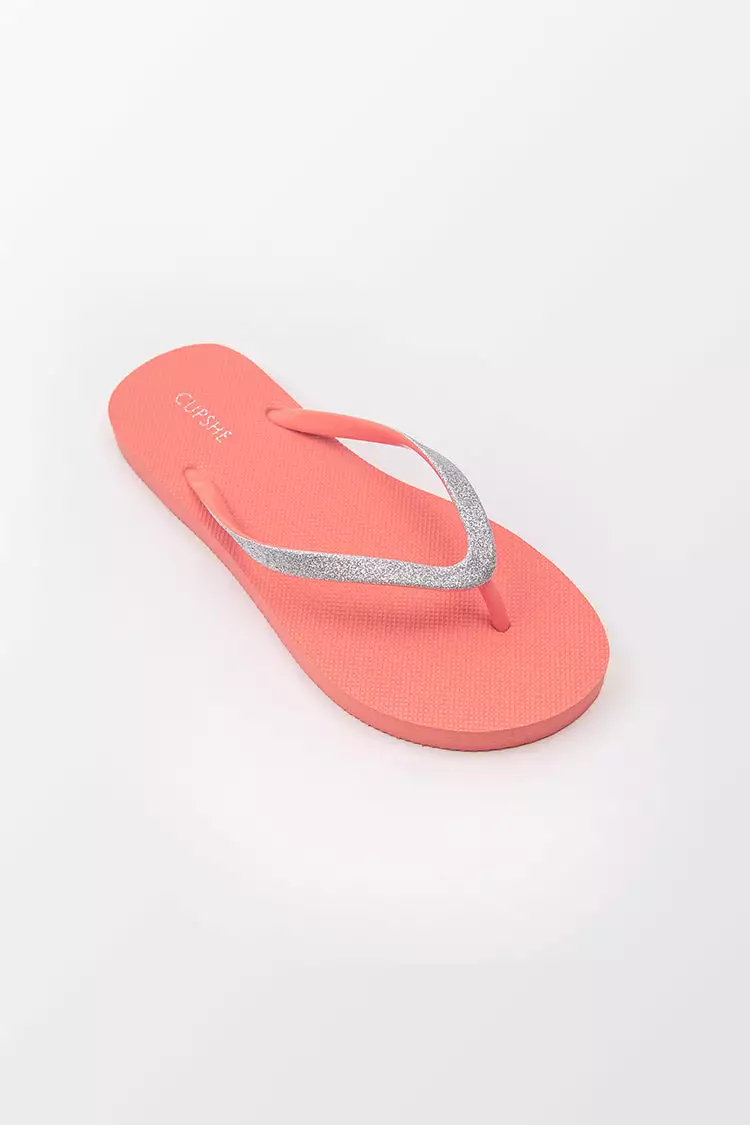 Cupshe Blossom Coral Flip Flops 3 Cupshe Blossom Coral Flip Flops - Image 3