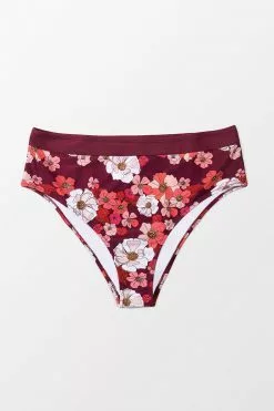 Cupshe Piper Floral Bikini Bottom -Deals Cupshe Store 2 b800f38a af06 4d84 a8b5 c54e80cca4d3