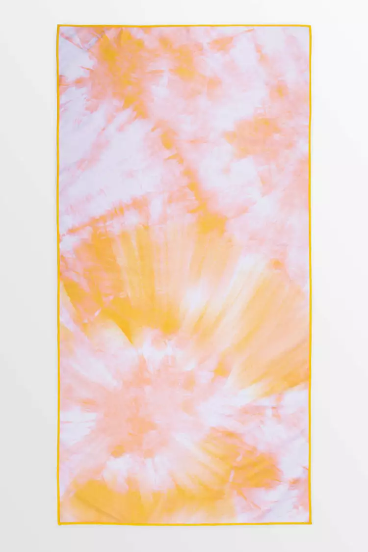 Cupshe Orange Sorbet Tie Dye Beach Blanket 3 Cupshe Orange Sorbet Tie Dye Beach Blanket - Image 3