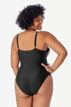 Cupshe Blossom Floral Plus Size One Piece Swimsuit 8 Cupshe Blossom Floral Plus Size One Piece Swimsuit -Deals Cupshe Store 2 b898a303 1109 4423 aa57 125d5ff9dd9d