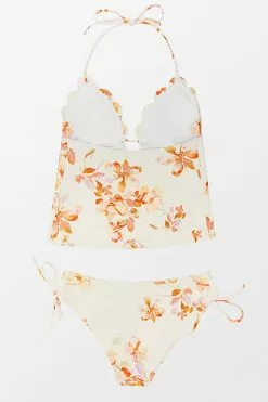 CUPSHE Adeline Floral Plunge Halter Scalloped Low Waisted Tankini 7 CUPSHE Adeline Floral Plunge Halter Scalloped Low Waisted Tankini -Deals Cupshe Store 2 c5a14d0b 7e8e 4096 b960 e896ea1301b1