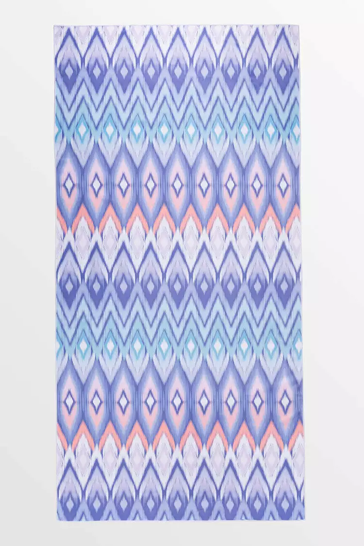 Cupshe Blue Charm Geo Print Beach Blanket 3 Cupshe Blue Charm Geo Print Beach Blanket - Image 3