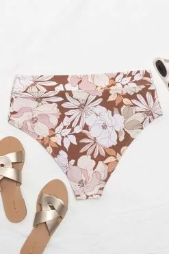 Cupshe Kari Floral Plus Size Bikini Bottom 7 Cupshe Kari Floral Plus Size Bikini Bottom -Deals Cupshe Store 2 e4b849e8 62f9 4a9c 9671 9b29c87248b9