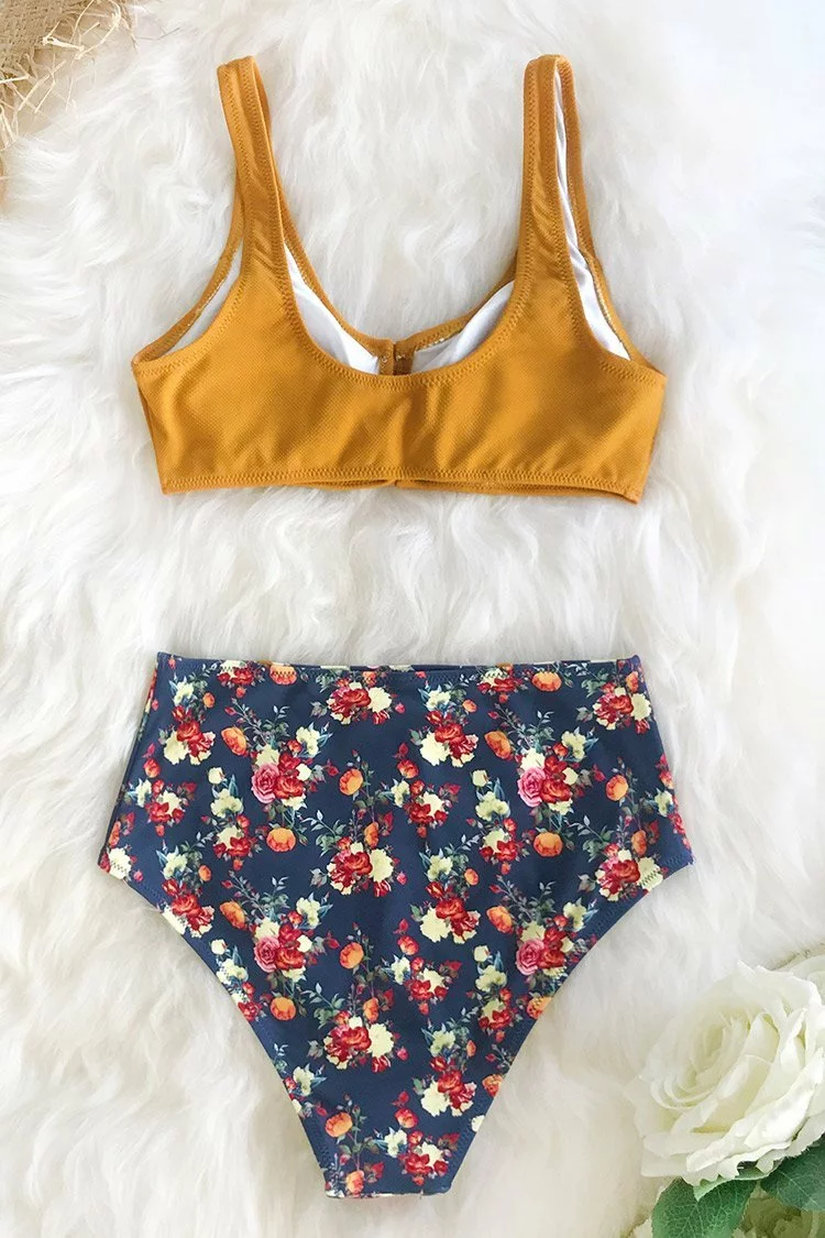 Cupshe Caramel Buttons High Waisted Floral Bikini 4 Cupshe Caramel Buttons High Waisted Floral Bikini - Image 4