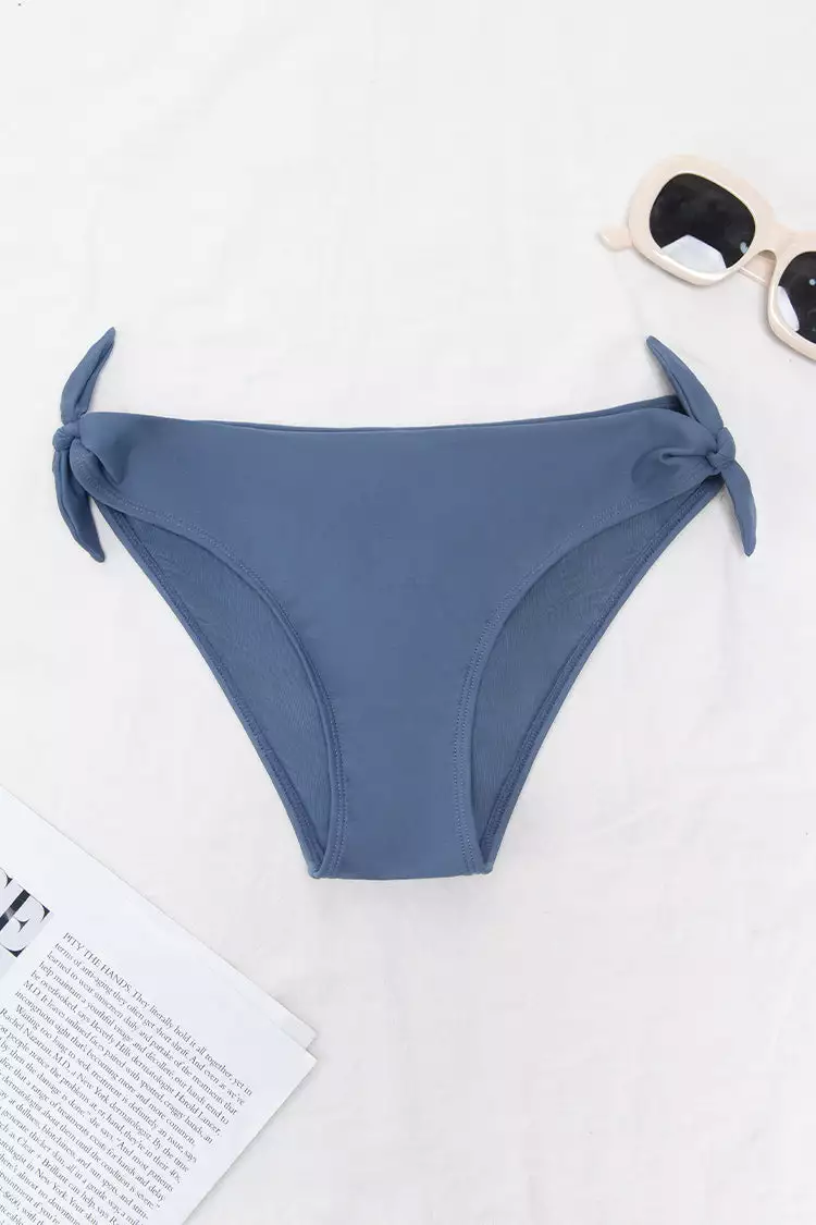 Cupshe Kirstin Bunny Tie Side Bikini Bottom 3 Cupshe Kirstin Bunny Tie Side Bikini Bottom - Image 3