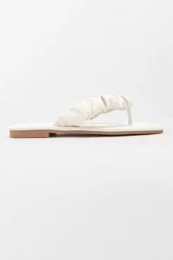 Cupshe White Orchid Ruched Thong Sandals 6 Cupshe White Orchid Ruched Thong Sandals -Deals Cupshe Store 3 0cf5d195 d18c 4933 bb98 aefa3d3ebf82