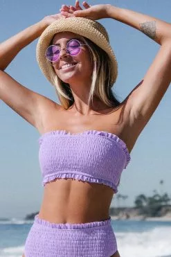 Cupshe Allyssa Halter Smocked Frill Bikini Top 7 Cupshe Allyssa Halter Smocked Frill Bikini Top -Deals Cupshe Store 3 13fce53b 0d27 455e a185 d6d33cd70da9