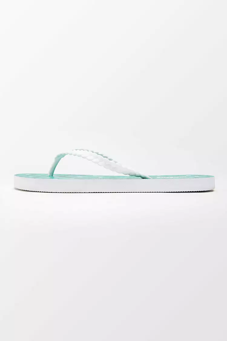 Cupshe Fizz Heart Print Flip Flops 3 Cupshe Fizz Heart Print Flip Flops - Image 3