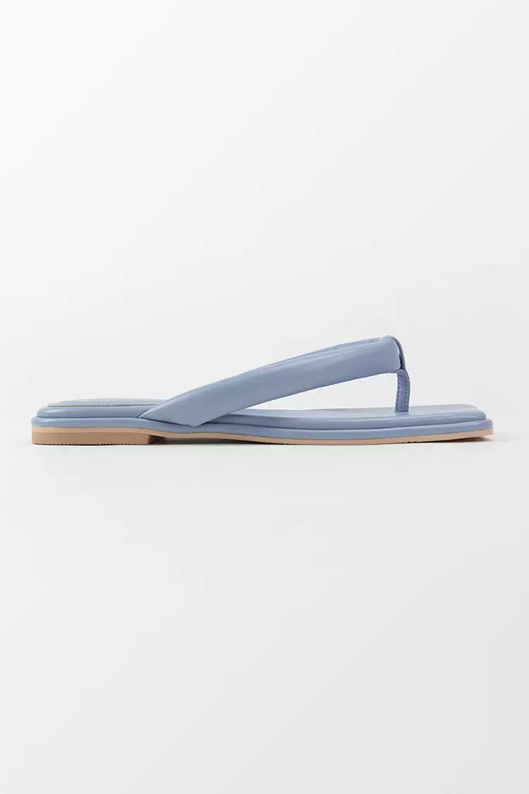 Cupshe Sweetpea Blue Thong Sandals 3 Cupshe Sweetpea Blue Thong Sandals - Image 3