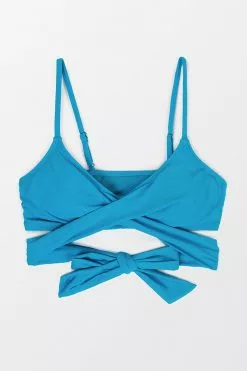 Cupshe Seaside Holiday Twisted Wrap Front Bralette Bikini Top 6 Cupshe Seaside Holiday Twisted Wrap Front Bralette Bikini Top -Deals Cupshe Store 3 2b9834fc 67b4 4abb be64 2421281711f4