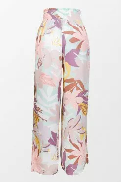 Cupshe Liliana Leafy Elastic Waisted Pants 9 Cupshe Liliana Leafy Elastic Waisted Pants -Deals Cupshe Store 3 375ace8f 6a79 4dbd b919 2bef716db8ac