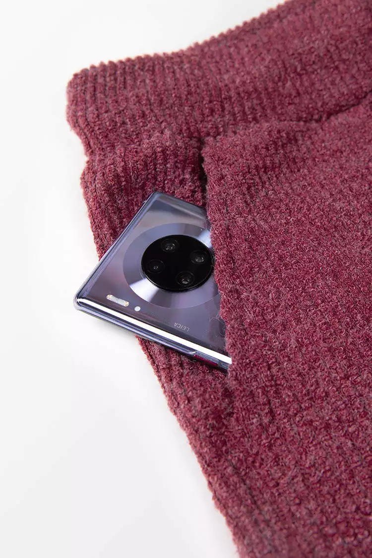 Cupshe Bondi High Waisted Pockets Carrot Sweatpants 5 Cupshe Bondi High Waisted Pockets Carrot Sweatpants - Image 5