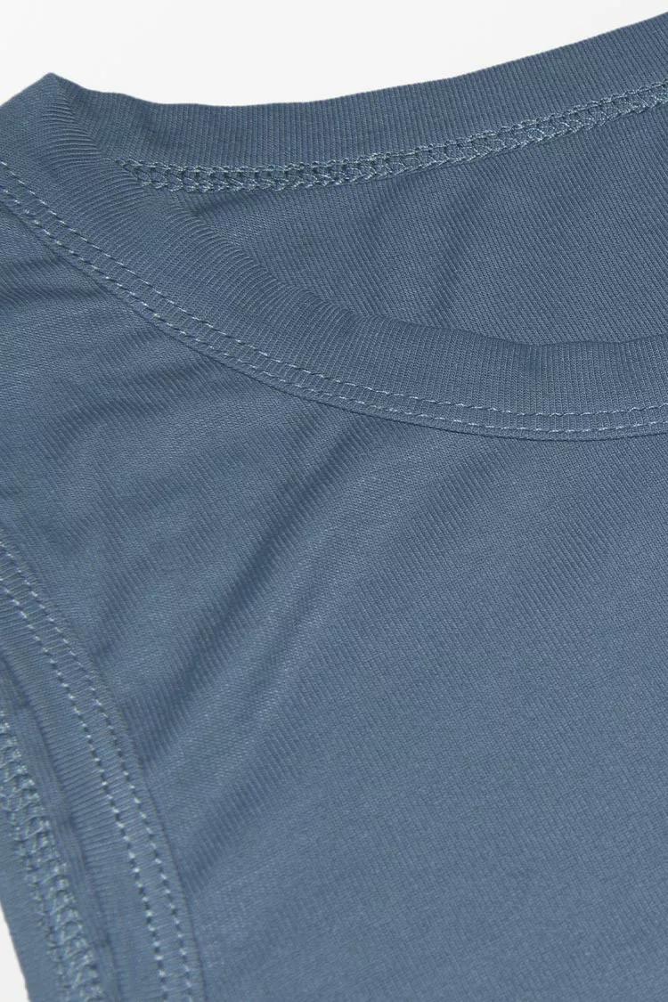 Cupshe Shimmer Sleeveless Twist Sweatshirt 4 Cupshe Shimmer Sleeveless Twist Sweatshirt - Image 4