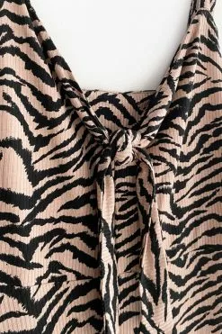 Cupshe On The Prowl Knotted Midi Dress 7 Cupshe On The Prowl Knotted Midi Dress -Deals Cupshe Store 3 3b419edc 77d7 455b aa4e f759b2810055