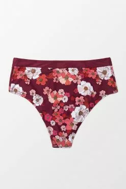 Cupshe Quinn Floral High Waisted Plus Size Bikini Bottom 7 Cupshe Quinn Floral High Waisted Plus Size Bikini Bottom -Deals Cupshe Store 3 40ca89bc d560 4242 9cb1 e93980d8f065