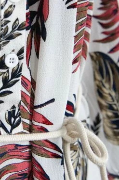 Cupshe Retro Leafy Long Sleeve Dress 10 Cupshe Retro Leafy Long Sleeve Dress -Deals Cupshe Store 3 4747b521 a9e7 43d9 a134 b673088544b7