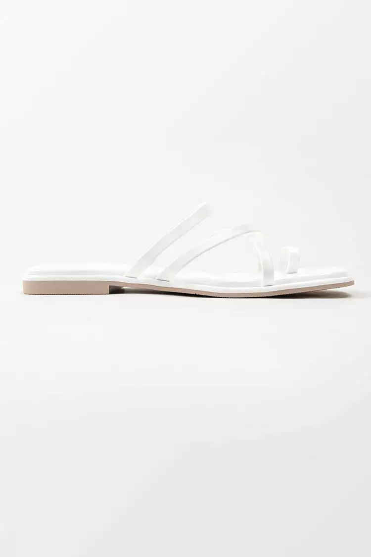 Cupshe Cabana Party Strappy Thong Sandals 3 Cupshe Cabana Party Strappy Thong Sandals - Image 3