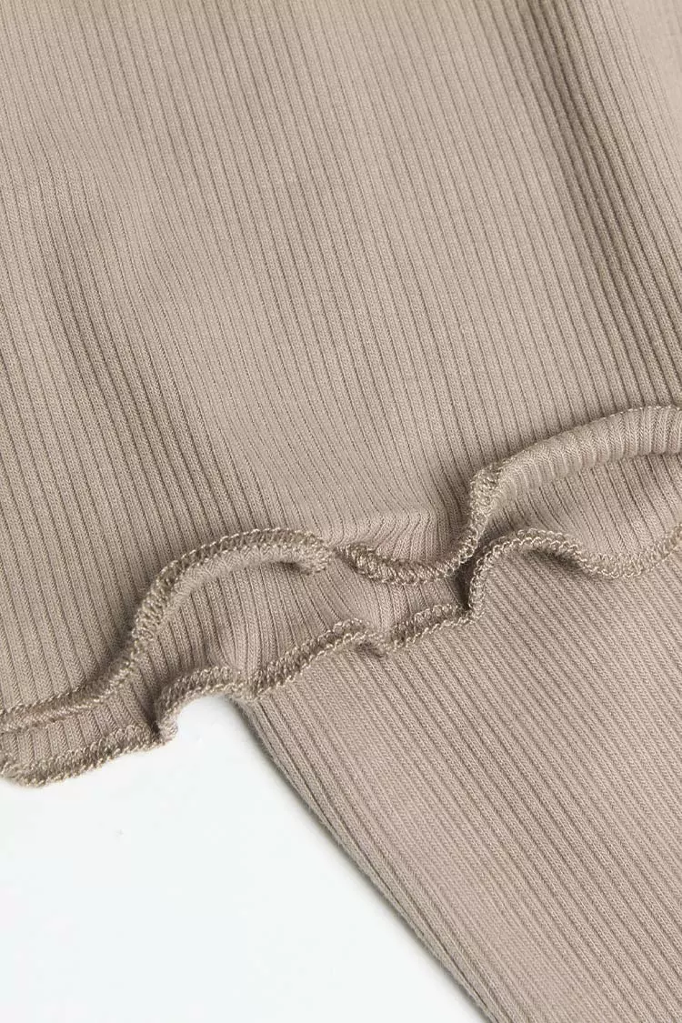 Cupshe Pompei Crop Top And Pants Set 5 Cupshe Pompei Crop Top And Pants Set - Image 5