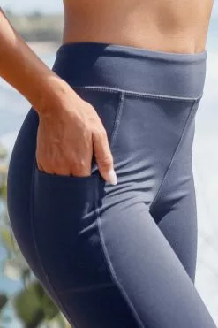 Cupshe Carbon Elastic Waisted Leggings -Deals Cupshe Store 3 631c991a 1eac 4d9f b248 da727312a163