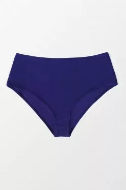 Cupshe Lainey Solid Plus Size Bikini Bottom 6 Cupshe Lainey Solid Plus Size Bikini Bottom -Deals Cupshe Store 3 6411f43a aa3a 4942 b227 f4dbadf1c427