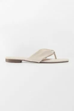 Cupshe Hera Ruched Thong Sandals -Deals Cupshe Store 3 69b38110 4b74 4a01 b26a afe14ea396e6