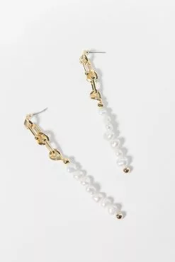 Cupshe Sun Kiss Pearls Earrings -Deals Cupshe Store 3 6c2e5a9c e18c 4ee0 878e 9ceed14fcbc1