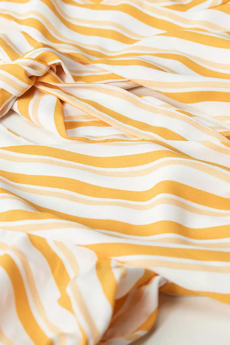 Cupshe Aubrielle Yellow Striped Tie Back Dress 6 Cupshe Aubrielle Yellow Striped Tie Back Dress - Image 6