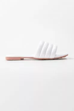Cupshe White Orchid Wide Band Square Toe Slide Sandals 6 Cupshe White Orchid Wide Band Square Toe Slide Sandals -Deals Cupshe Store 3 8297db8b adf7 4381 b195 c3e2052f45bd