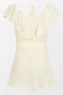 Cupshe Raelynn V-neck Ruffle Mini Dress 9 Cupshe Raelynn V-neck Ruffle Mini Dress -Deals Cupshe Store 3 8b013691 f259 4bc6 a3ed efb179328a96