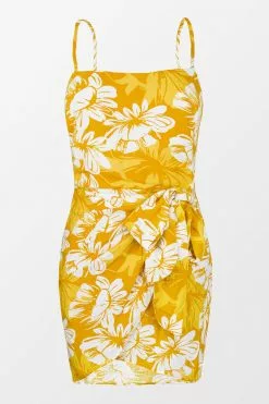 Cupshe Brooklynn Fitted Waisted Tie Adjustable Straps Wrap Dress 6 Cupshe Brooklynn Fitted Waisted Tie Adjustable Straps Wrap Dress -Deals Cupshe Store 3 916e9102 e22d 4cec 8d89 1c839a866cab