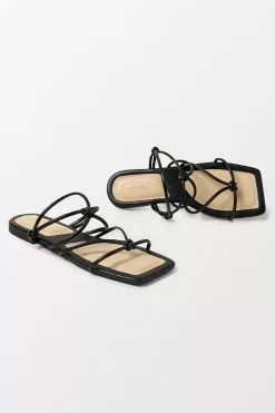 Cupshe Flirt Black Square Toe Double-strap Sandals 6 Cupshe Flirt Black Square Toe Double-strap Sandals -Deals Cupshe Store 3 98bd755a 4e0b 468b b900 aa0b66c2110b