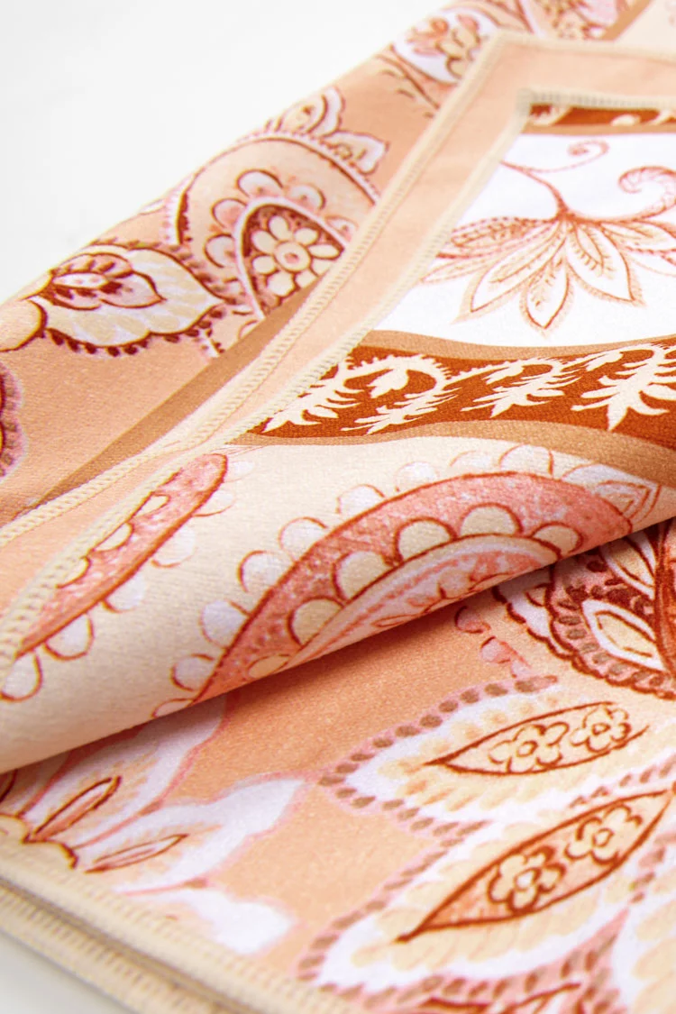 Cupshe Keepsake Paisley Beach Blanket 5 Cupshe Keepsake Paisley Beach Blanket - Image 5